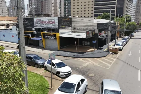 Prédio no Jardim Goiás