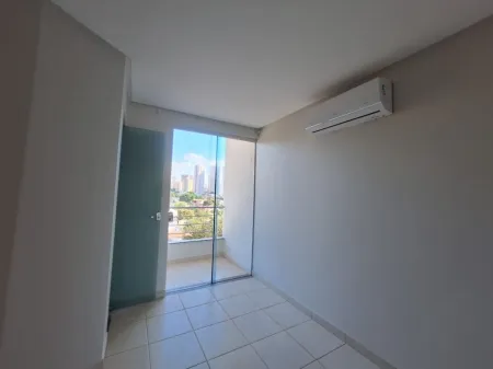Sobrado no Residencial Madrid