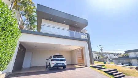 Sobrado no Residencial Parque Mendanha