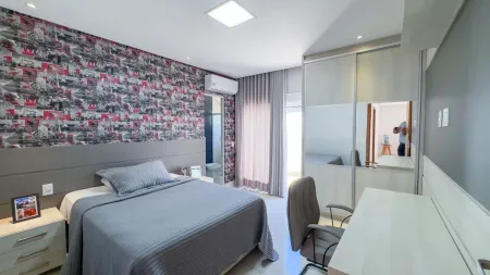 Sobrado no Residencial Parque Mendanha