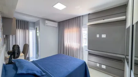 Sobrado no Residencial Parque Mendanha
