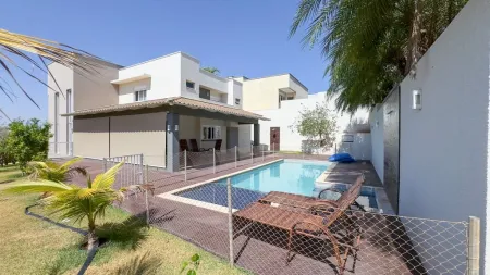 Sobrado no Residencial Parque Mendanha