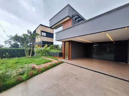 Casa no Parqville Jacarandá