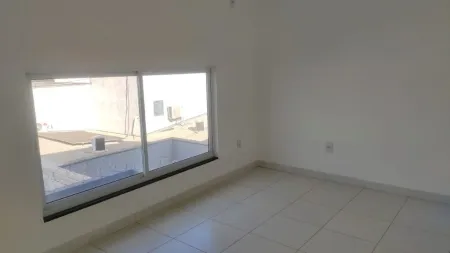 Sobrado no Residencial Monte Cristo