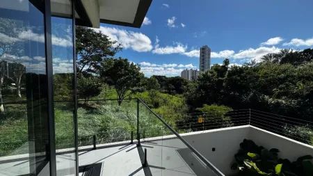 Sobrado no Jardim Atlântico