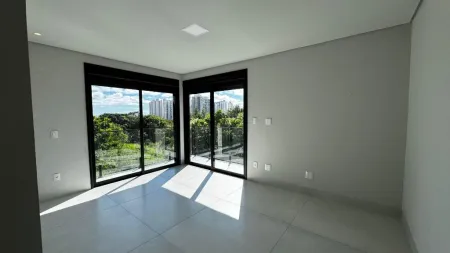 Sobrado no Jardim Atlântico