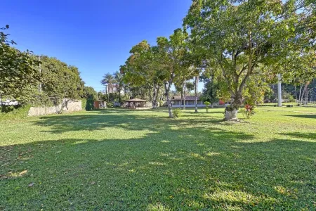 Chácara no Jardim Novo Mundo