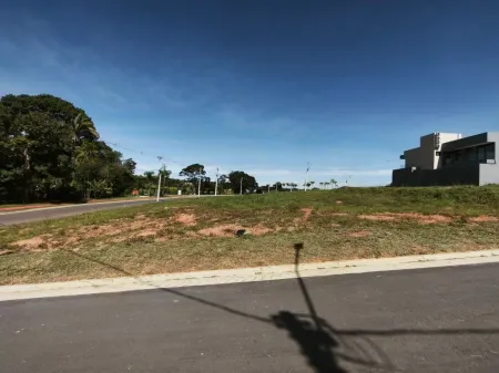 Lote no Jardins Versalhes