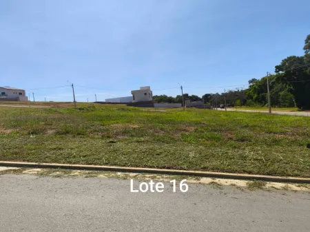 Lote no Jardins Versalhes