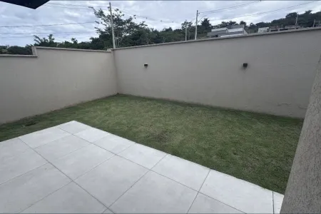 Casa no Jardins Nápoles
