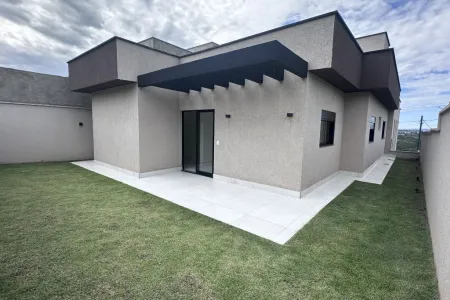 Casa no Jardins Nápoles