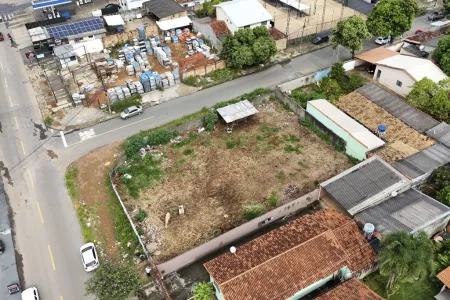 Lote no Setor Mansões Paraíso