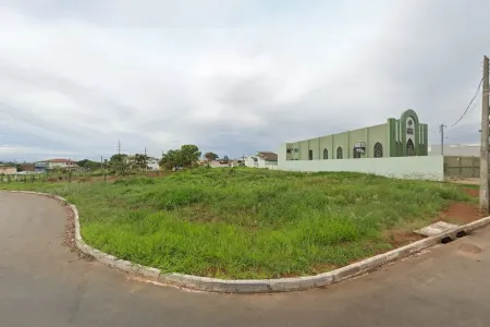 Área no Residencial Canadá