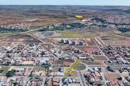 Área no Residencial Canadá