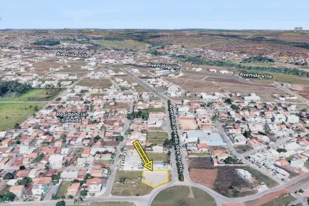 Área no Residencial Canadá
