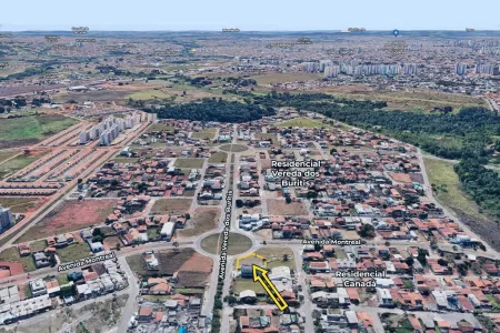 Área no Residencial Canadá