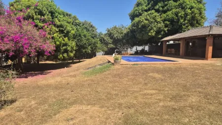 Chácara no Condomínio Parque dos Cisnes