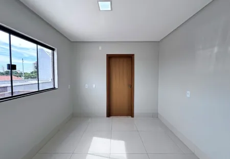 Sobrado no Jardim Atlântico