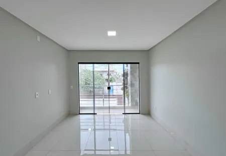 Sobrado no Jardim Atlântico