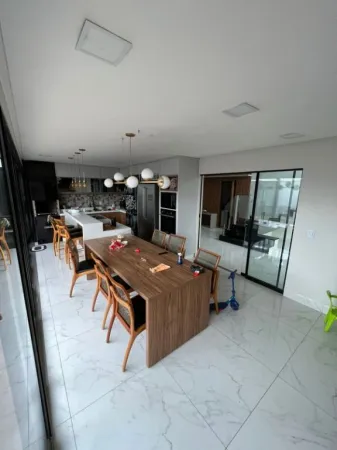 Sobrado no Residencial Dom Rafael