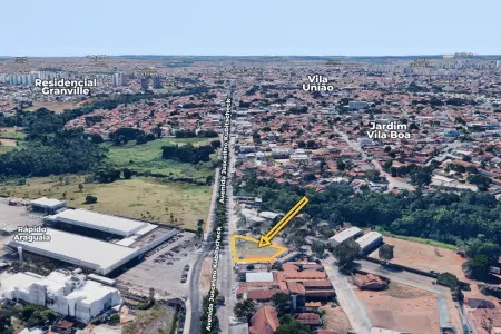 Área no Jardim Presidente