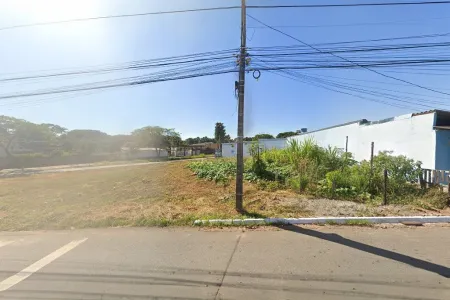 Área no Jardim Presidente