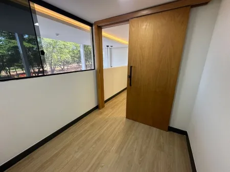 Sala no Edifício Trend Office