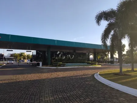 Lote no Portal do Sol Green