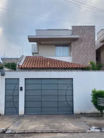 Sobrado na Vila João Vaz