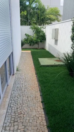 Sobrado no Jardins Verona