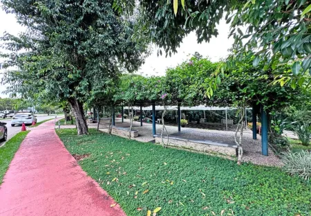 Sobrado no Jardins Atenas
