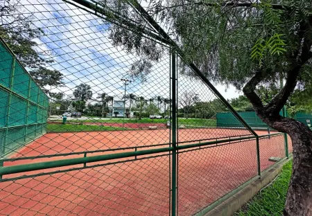 Sobrado no Jardins Atenas