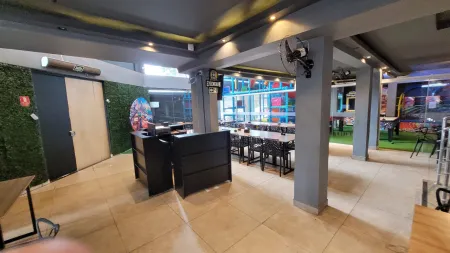 Ponto Comercial no Setor Marista