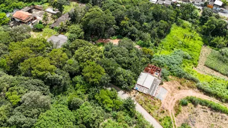 Área no Jardim Novo Mundo