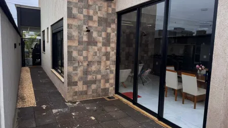 Sobrado no Parqville Quaresmeira