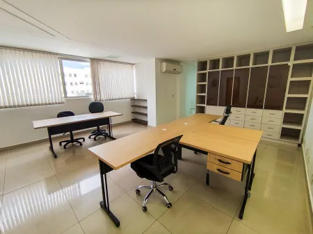 Sala no Edifício Olympus Plaza