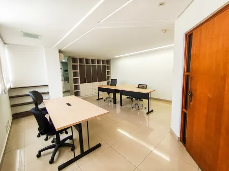 Sala no Edifício Olympus Plaza