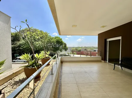 Sobrado no Jardins Verona