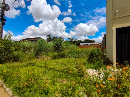 Lote no Setor Vilage Santa Rita