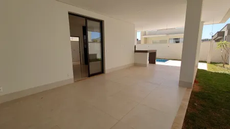 Sobrado no Jardins Valência