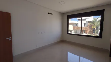 Sobrado no Jardins Valência