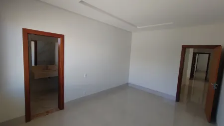 Sobrado no Jardins Valência