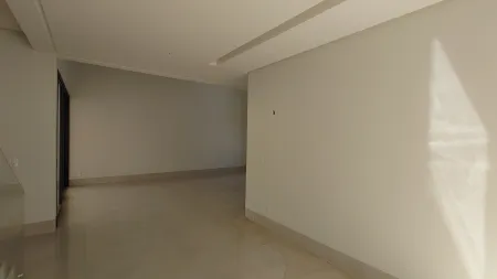 Sobrado no Jardins Valência