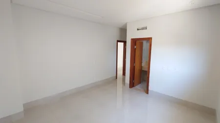Sobrado no Jardins Valência