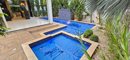 Sobrado no Jardins Valência
