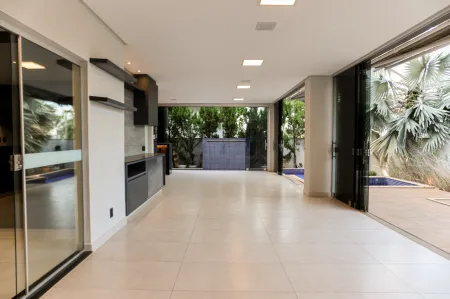 Sobrado no Jardins Valência