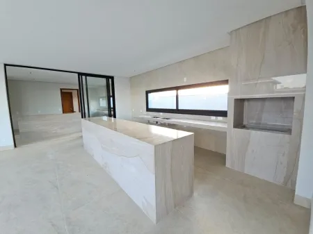 Sobrado no Plateau D'or Privilege