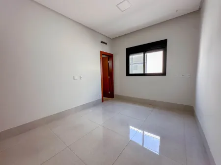Sobrado no Jardins Valência