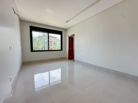 Sobrado no Jardins Valência