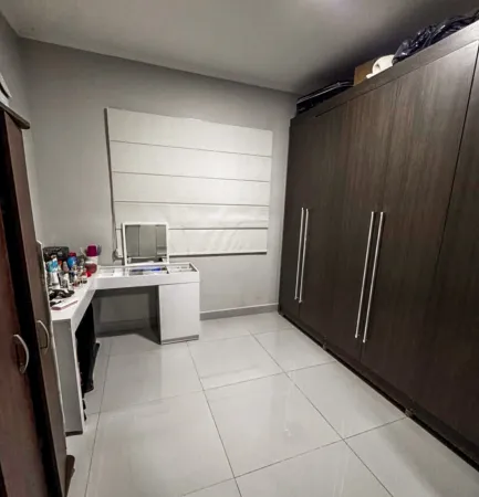 Casa no Jardim Novo Mundo